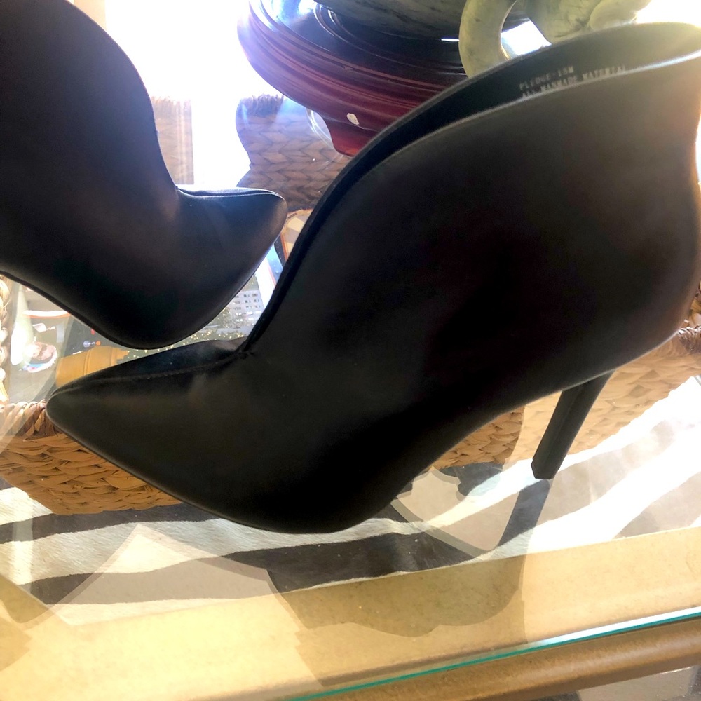 Booties size 8